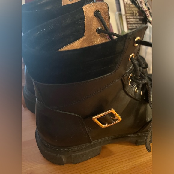 EUC men’s Marc Nolan black leather Atlas boot 🥾. Size 8. Dust bag - Picture 4 of 10